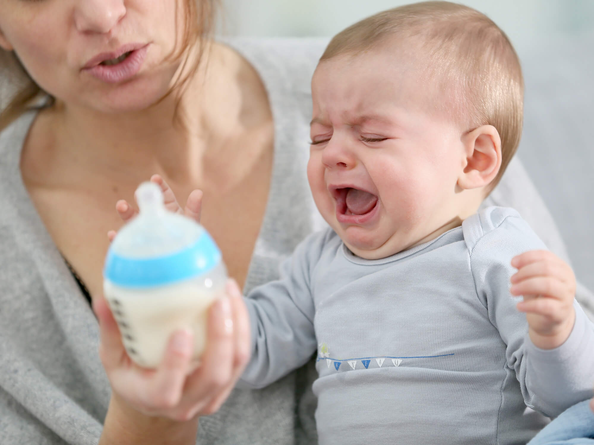 Como calmar a un bebe cuando llora