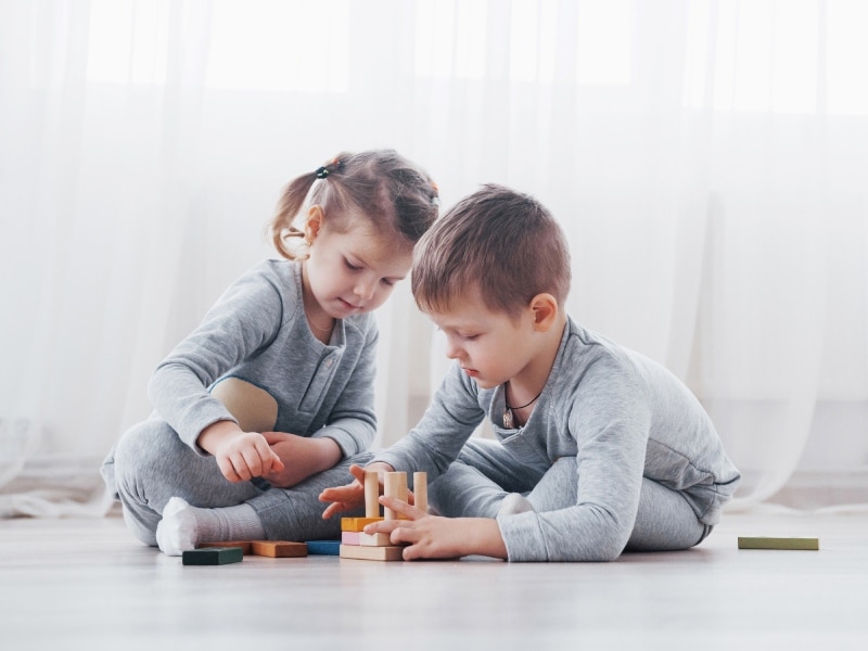 Niños jugando